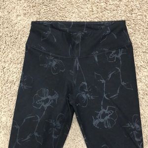 Fabletics: “Salar” Legging